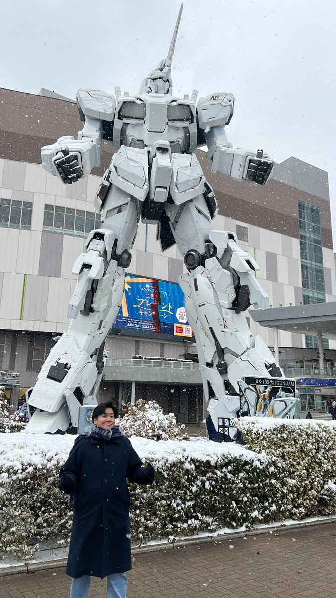 giselleschaft's tweet photo. I’m going to miss you, Unicorn Gundam.
9年間お疲れさま、また会おう〜
#ユニコーンガンダム　
#ガンダムベース
#UnicornGundam https://t.co/xQFoVOw23Q