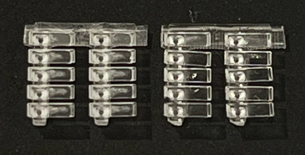 YOMITECHS's tweet photo. 実はカバーガラス付きヨミレンズは、カバー部分にクリア加工を両面施工する事でクリア感が増します。
なお、引用元で説明している通り、リフレクター部分には塗らないようにすると反射の効果が持続します。
←未加工　クリア加工→ https://t.co/v9tz24KqWI