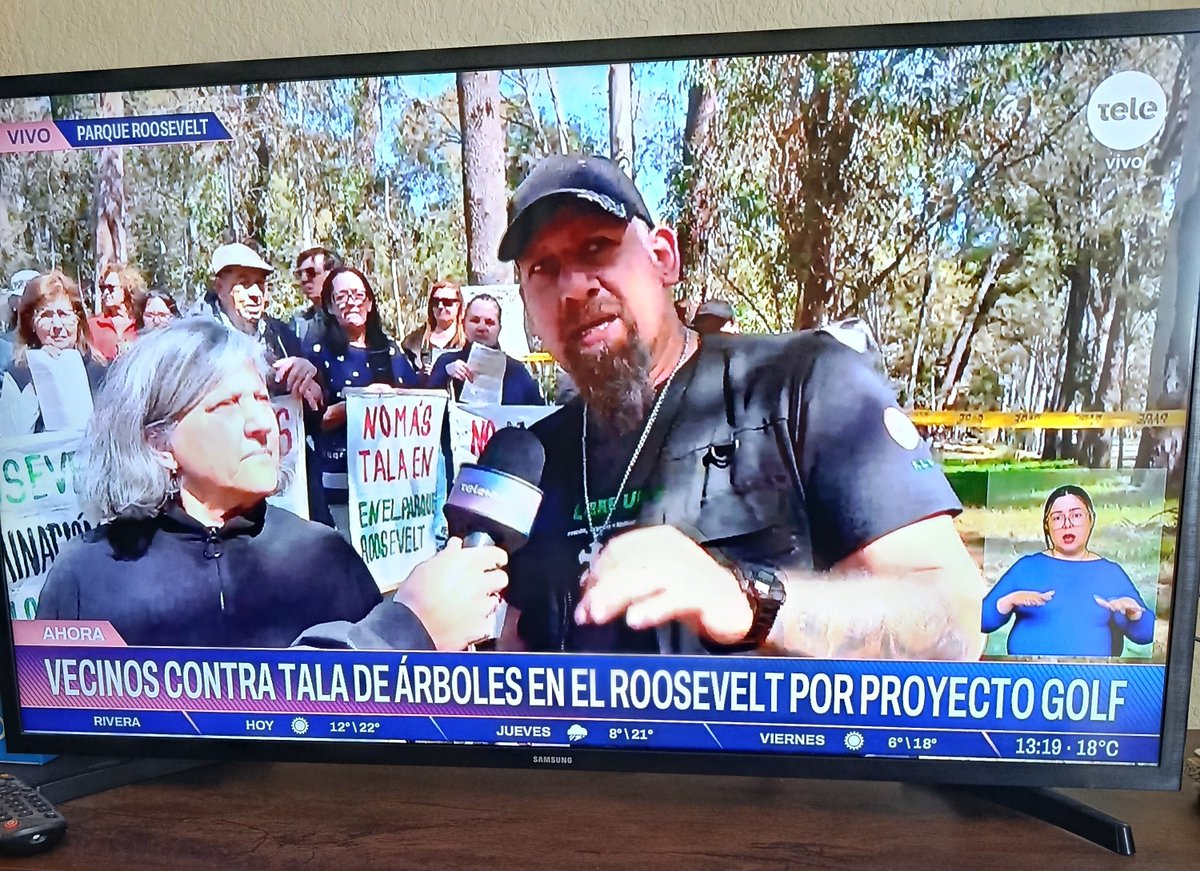 GustavoPintos60's tweet photo. Esto no se puede permitir. Van a talar árboles en el Parque Roosevelt para hacer un campo de golf. El parque es para que lo disfrutemos todos, no para que lo usen cuatro cajetillas con plata. 
No al campo de golf en el Parque Roosevelt! @IdCanelones https://t.co/gFGQ9hsMoD