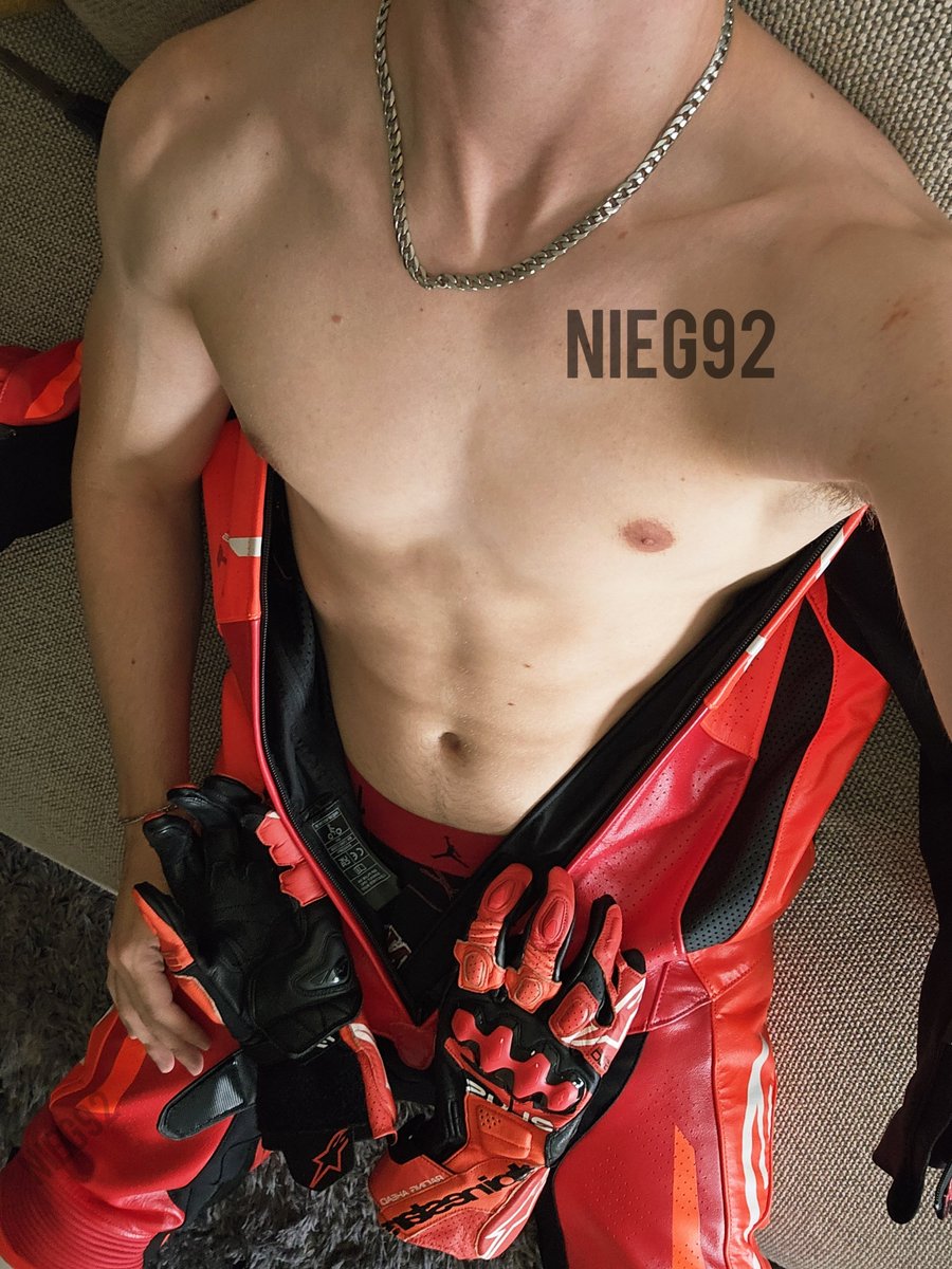 Nieg921's tweet photo. Need some help getting out of these leathers. Anyone? 👅 https://t.co/VxDT9yJKzB