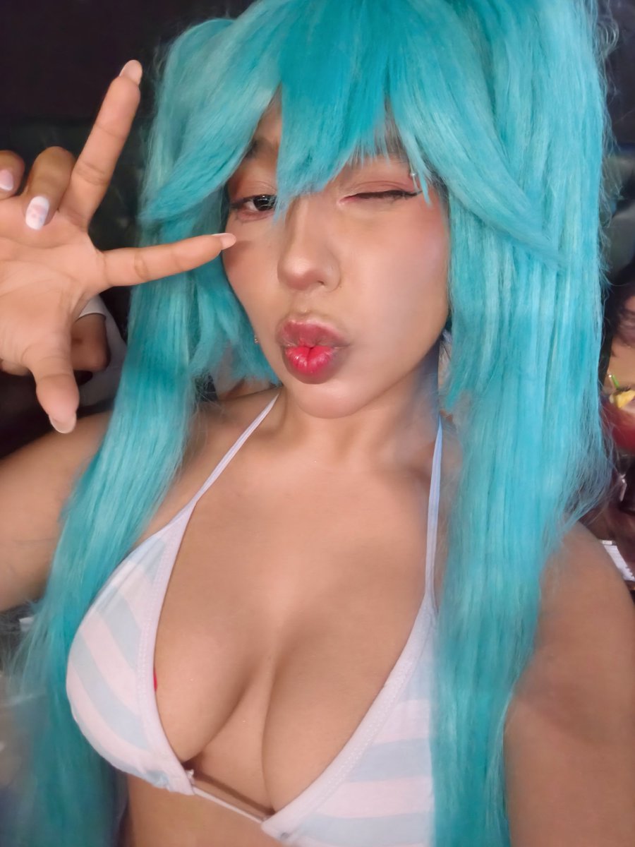 AabbyAlex tweet picture