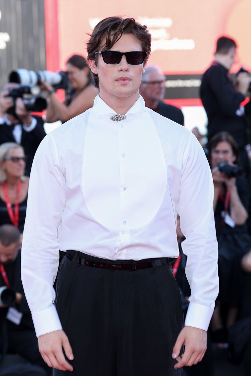 21metgala's tweet photo. Nicholas Galitzine attends the "Ink" Screening and 2026 Opening Red Carpet during the 83rd Venice International Film Festival. https://t.co/wISj2YF1jk