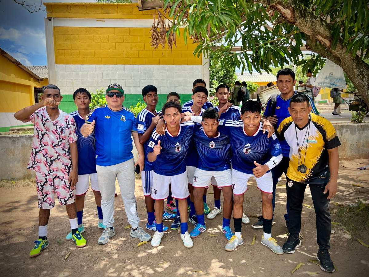 beconi1204's tweet photo. 🏆⚽ ¡San Martín de Loba recibe los Juegos Intercolegiados Zonales! 🏅

Nuestro municipio se convierte en escenario del talento, la disciplina y el espíritu deportivo de nuestros jóvenes, con la realización de los Juegos Intercolegiados Zonales en los diferentes escenarios deportivos de San Martín de Loba.

🤝 Con alegría y compromiso, damos la bienvenida a las delegaciones participantes, reafirmando nuestro compromiso con el deporte, la juventud y la sana convivencia.

¡Que viva el deporte y que brillen nuestros jóvenes! 🏆🇨🇴
