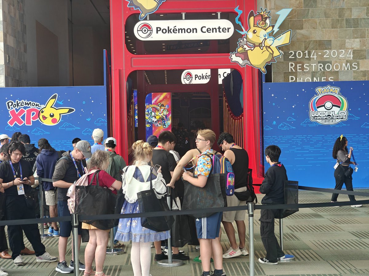 DixieDante's tweet photo. #PokemonXP was a blast! Can't wait for next year!!! https://t.co/oYuNT2YU9q
