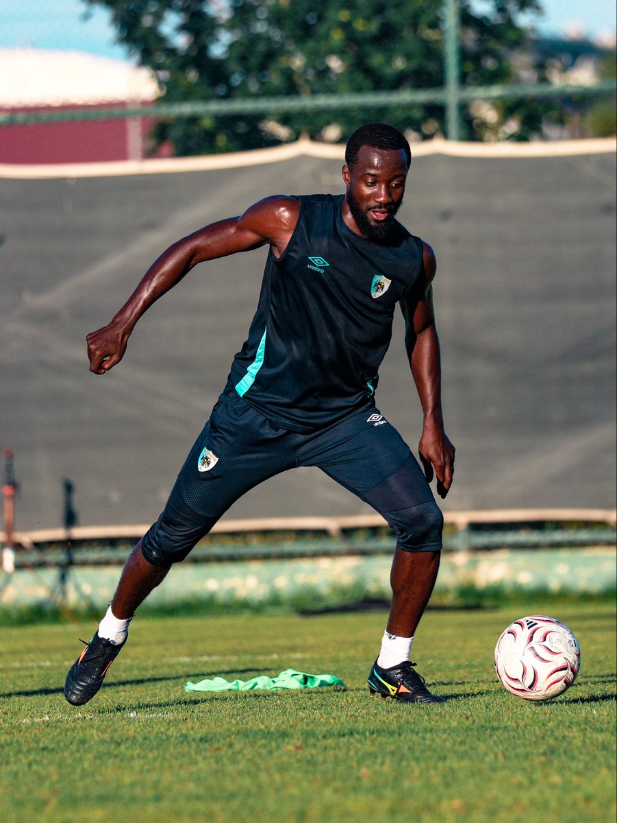 Erzurumspor's tweet photo. Erzurumsporumuz, hazırlıklarını sürdürüyor. https://t.co/zFiJe2yLQI
