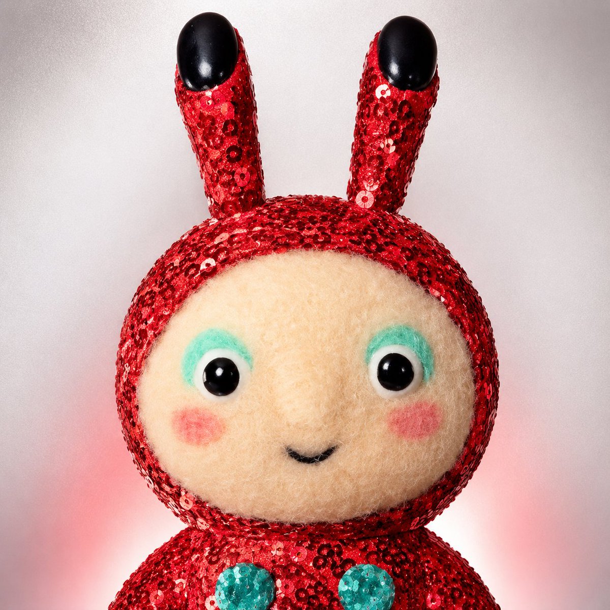 devil_on_rh's tweet photo. The little red creature with antennae in artist Laura Venditti’s hands is called Glitter Devil. It’s a shy little “sparkly devil” who lives inside a seashell.

Shot entirely on iPhone, the film follows Glitter Devil as it overcomes its fears, comes out of its shell, and sets off to explore a whole new world.

The little blue doll in the bottom-right corner is a self-portrait handmade by the artist. The warmth of the handcrafted characters pairs perfectly with this heartwarming story. I highly recommend checking out the original film!
CA:0xc9e552c8a669db7867850339b7ec9d38f534329f