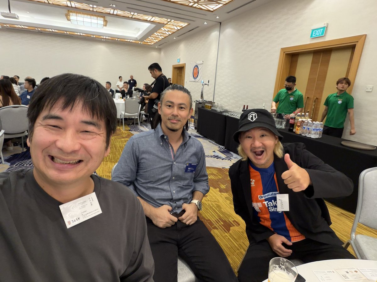 fumy231's tweet photo. FCジュロンのキックオフパーティにお邪魔しました。リーグ優勝とACLE目指して頑張れ！ https://t.co/OoeSLA5112