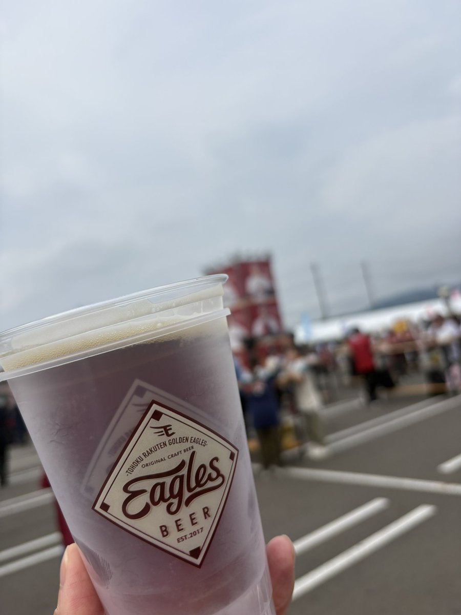 bunny00024's tweet photo. 雨にも負けず最高な試合！岩手に来てくれてありがとう🍻また来年ボールパークでお会いしましょう🏟️ #楽天　#きたぎんボールパーク　#岩手　#野球　#盛岡 https://t.co/ucre7QXqum