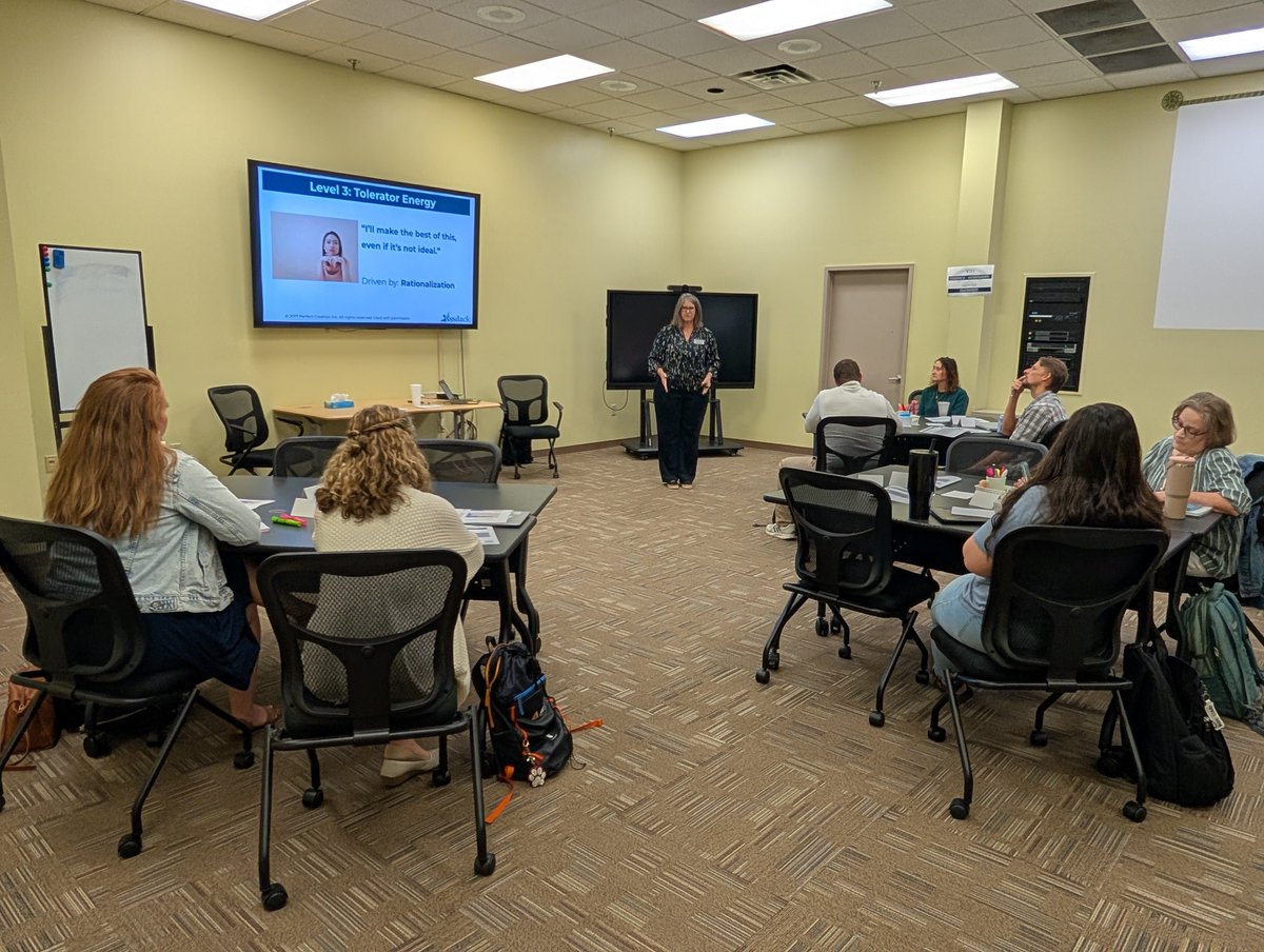 ESSDACK's tweet photo. Instructional Coaches and Mentor Teachers Tool Kit is happening in the office today with Kelly! https://t.co/faXtpOSfeD