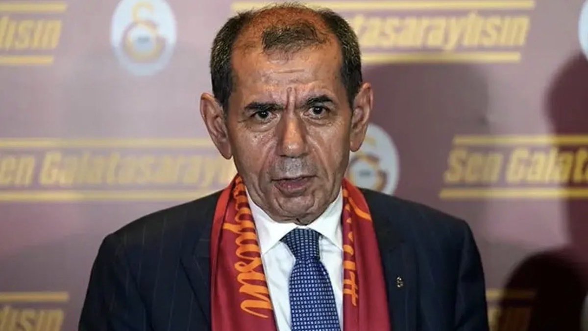 BuseMariooo's tweet photo. #DursunÖzbekİstifa beni ilgilendirmez Leao’muş felan Benim orta sahada oyuncum YOK https://t.co/yM1IMQvcMt