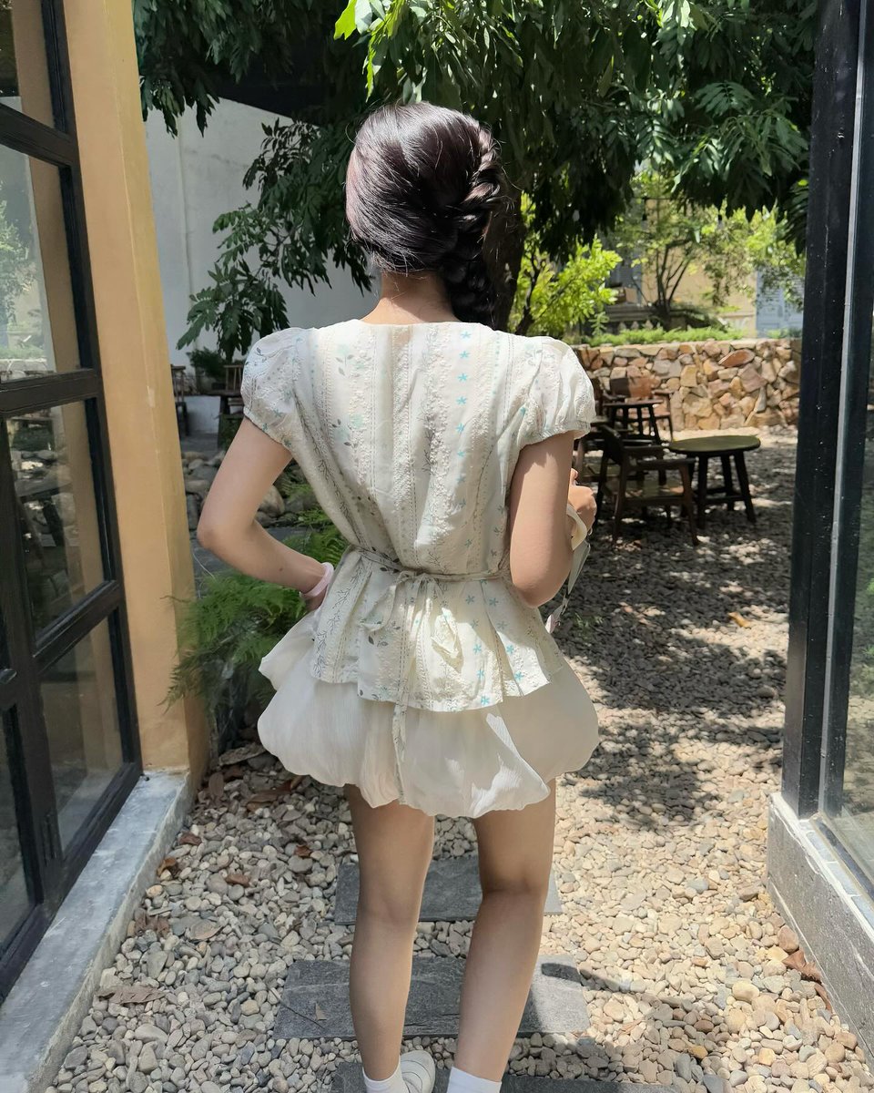 thitiratt's tweet photo. Top of the morning! 🚀 You should know that your smile can brighten someone’s day—wear it proudly. 🌼
IHDLQ https://t.co/9vyBZXaXay