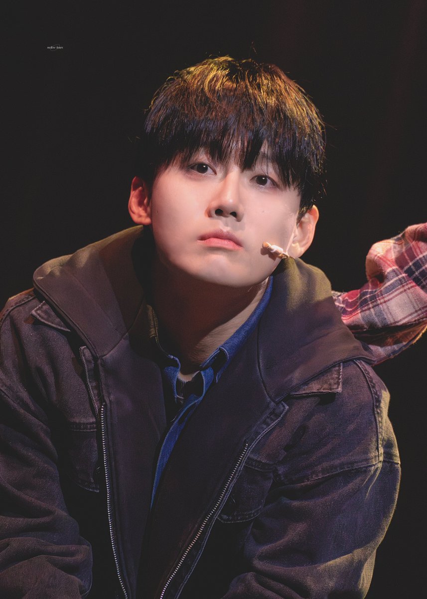 Mellow_hours_'s tweet photo. 260821 뮤지컬 #종의기원

크로스 스페셜 커튼콜 : 노을

-
한유진 | #이종석 https://t.co/NKc5LTnFf3