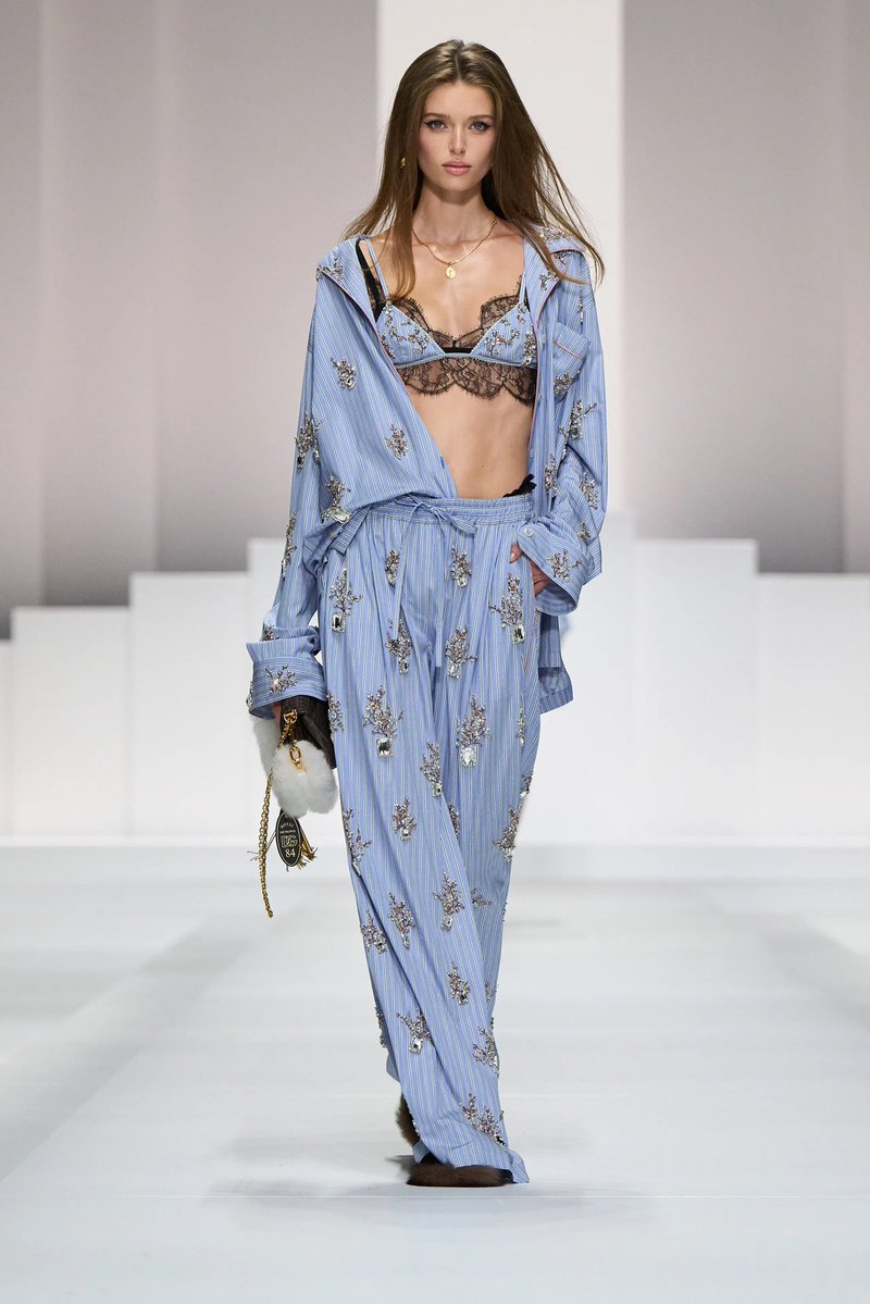 IvoryMali's tweet photo. Dolce &amp; Gabbana Spring 2026 Ready-to-Wear https://t.co/cr6RFpZFD9