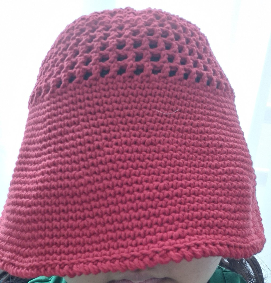 nullknittinglog's tweet photo. #눌뜨개FO
📔 바늘이야기 콤드코튼18 그물 버킷햇
 🧶 바늘이야기 콤드코튼18 토마토 1합 (총 1볼)
🪡 튤립 에티모 레드 6/0
���️ 2026.06.16

시기��� 레이어드 탑 뜨다가 도망쳣을때...
사진이 내가쓰고 찍은 개밤티샷만 남았음
이것도 친구줘써요우 https://t.co/1gfpD1p88Y