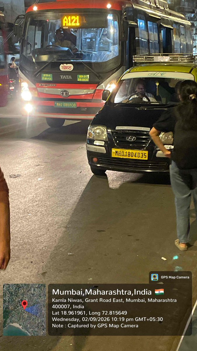 karankh43542946's tweet photo. @CPMumbaiPolice @CMOMaharashtra  these taxi daily 24/7 block th bus station at frere bridge low level,grant road. https://t.co/1pIT9OjlF2