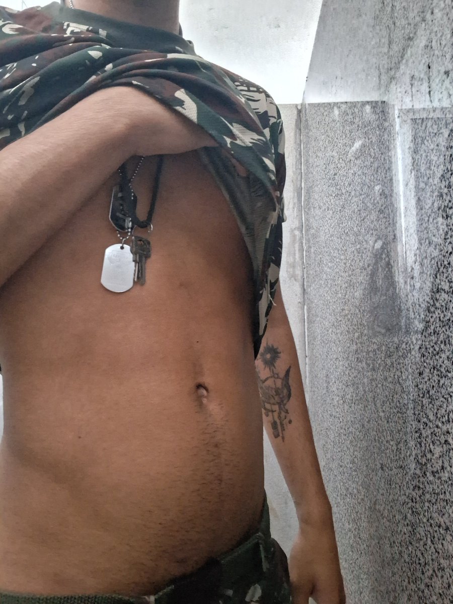 7_castr0's tweet photo. Ontem/Hoje https://t.co/A3tSafwUbk