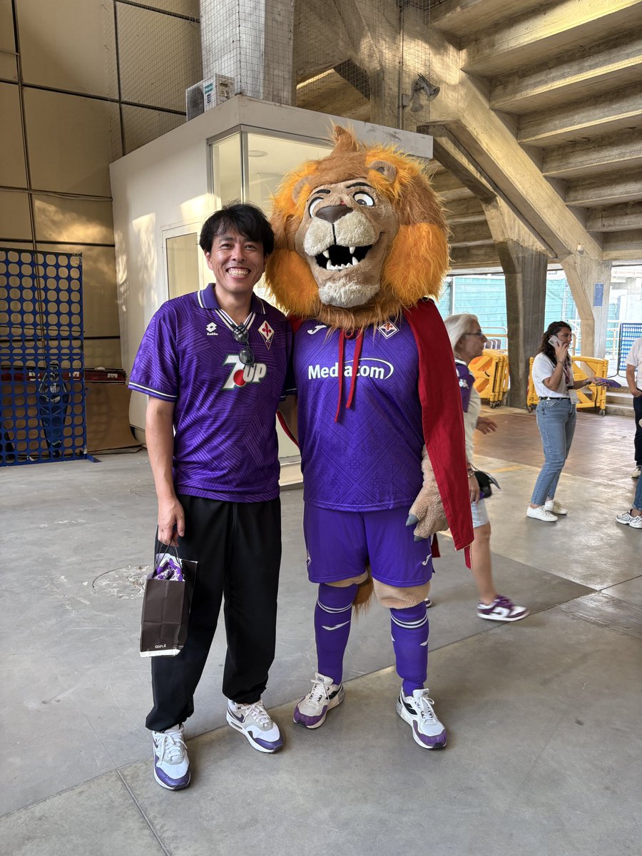 dolce_e_viola's tweet photo. ロレンツォ君がいたよ🦁 https://t.co/12bTetjunB
