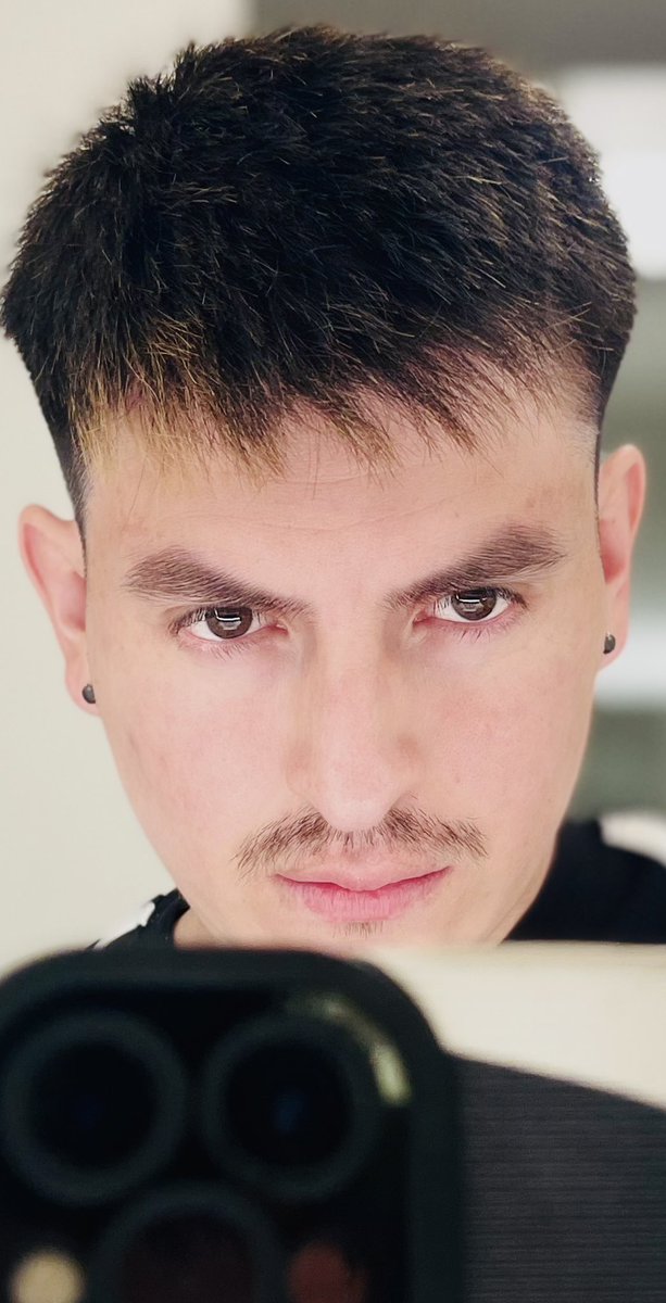 STALINBMUSIC's tweet photo. @stalinbmusic 
Unas foticos pal’ dia.
Link on my bio 👇
https://t.co/VzkHVd8FZS
https://t.co/UkI5FhRzij 
@nochesdediversionesconsb @stalinbrecords @activa80fm @sandycpromotions @sandycflowrecords @sandycflowfans https://t.co/TtM5m7G1Vy