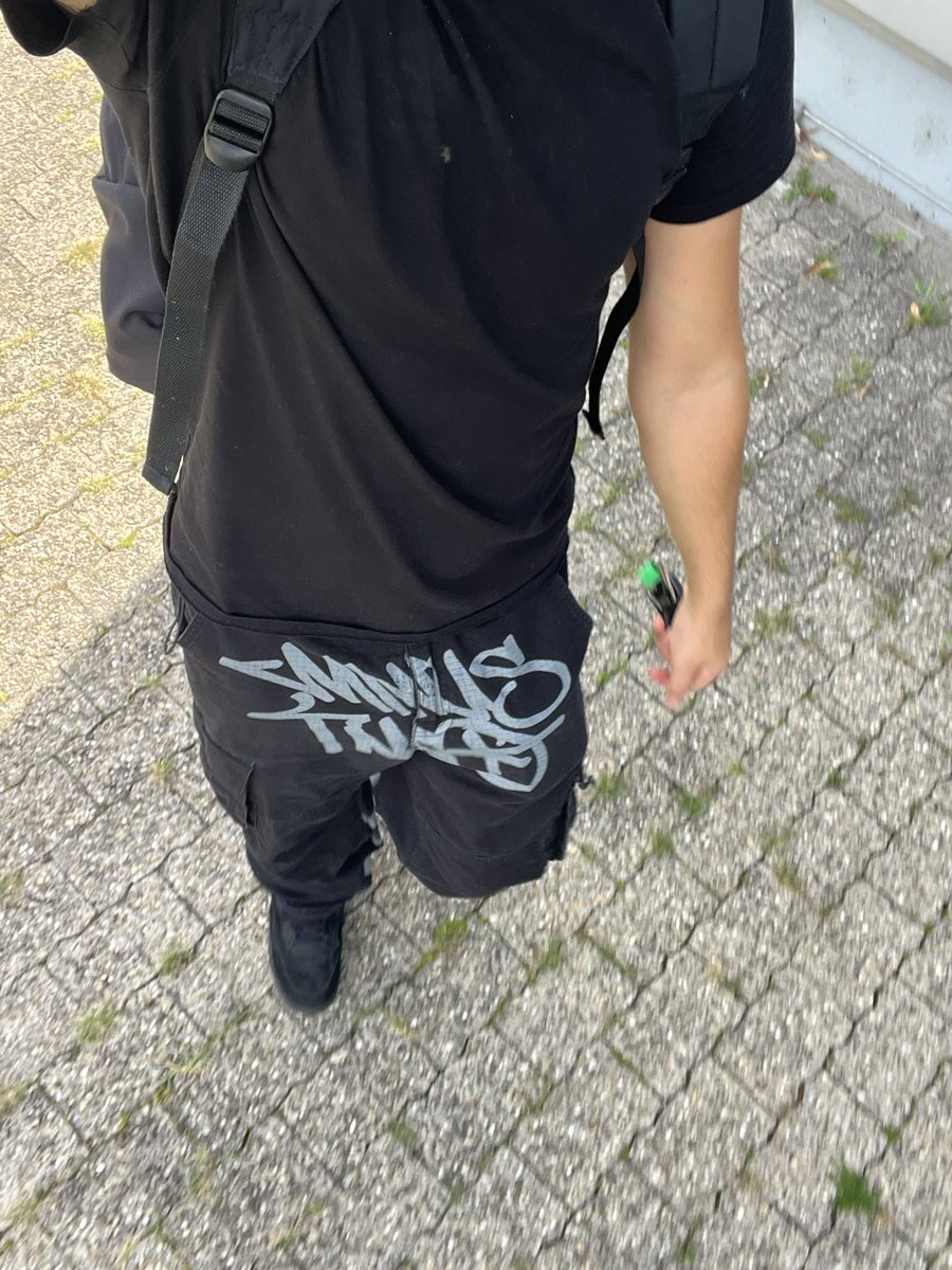 drunkswagg's tweet photo. just my fit today, nothing special https://t.co/s8hriFYJe2