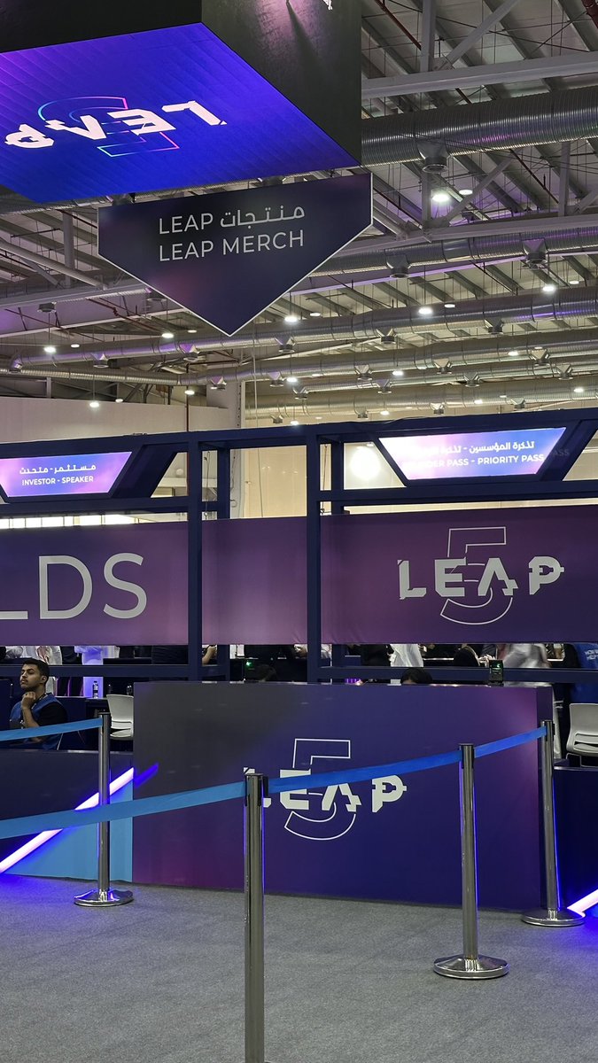 hardestfeel's tweet photo. #LEAP5 https://t.co/fGoSOhlVps