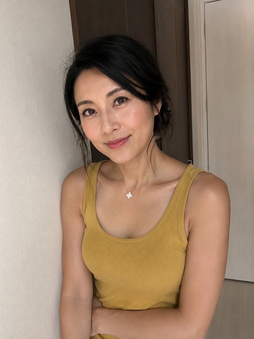 ha1thamgreen's tweet photo. 再婚できないまま51歳になってしまいました。  もう手遅れでしょうか？ まだいける？ https://t.co/rOP5AYieAG