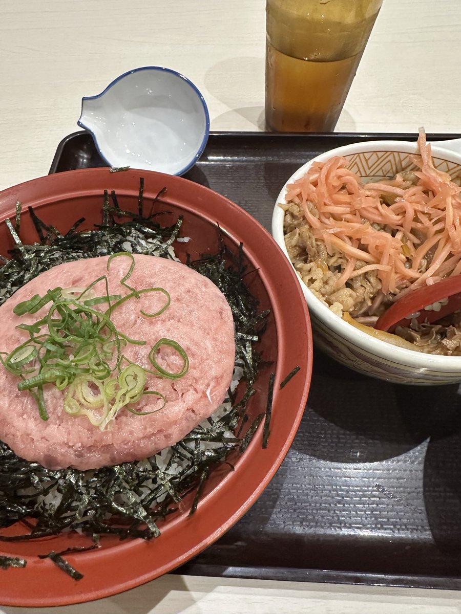 4gakyusai's tweet photo. はやくこんなこと辞めたいのに終わらせたいのに https://t.co/fQcunSlbFg