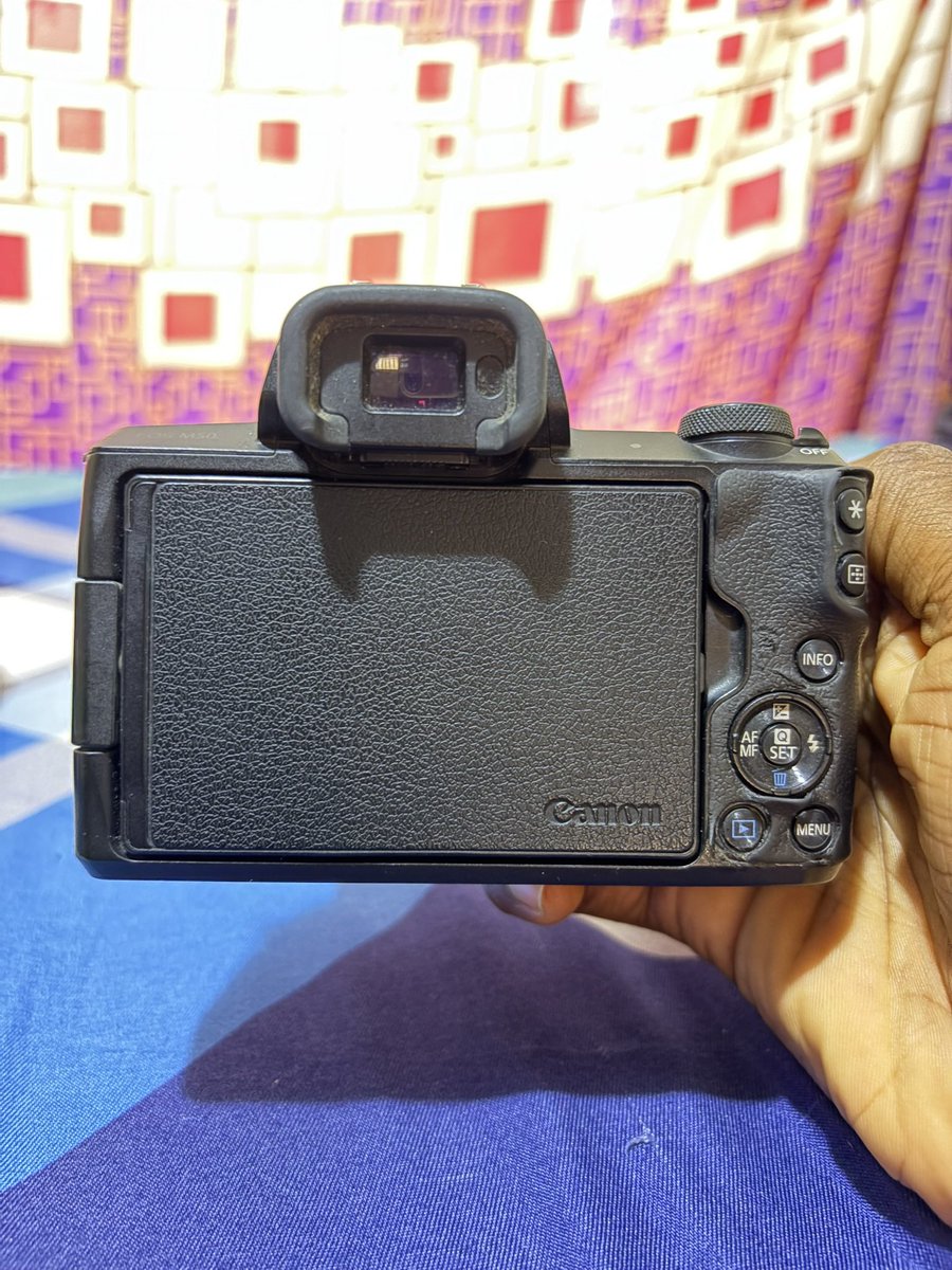 softboy_eri's tweet photo. I’m selling my Canon M50 with the 15-45mm lens and the viltrox Ef-eos M adapter . There are two batteries and a battery charger . The whole thing is going for 600k . https://t.co/kYuo3fEDqs