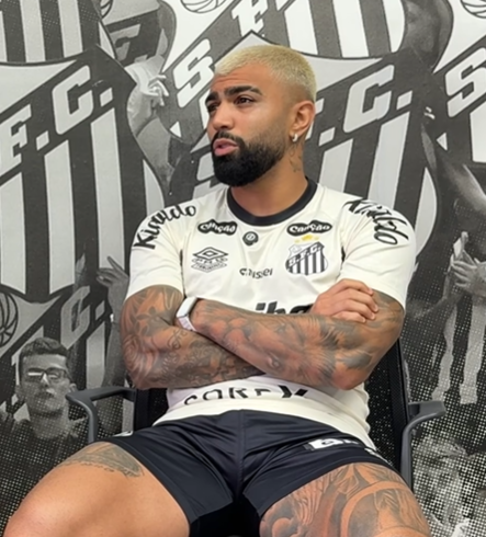 futtmais's tweet photo. "Sendo sincero, eu acho que ficar aqui (no Santos) é muito difícil por questões financeiras do clube. Eu ainda acho que as coisas no Cruzeiro podem dar certo. Claro que fica marcado o meu pênalti perdido contra o Corinthians, mas acho que faz parte. Se tiver que bater de novo, vou bater. Mas ainda acho que o Cruzeiro é um projeto que vai dar certo. Eu falei pro Pedro Lourenço: 'eu vou lá fazer meus gols e voltar melhor ainda'."

- Gabigol, em entrevista à Clear TV.