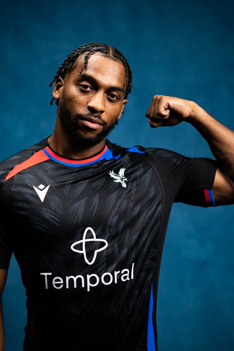 CPFC's tweet photo. Quinten Timber is PALACE. https://t.co/s9y5Rt8WXt
