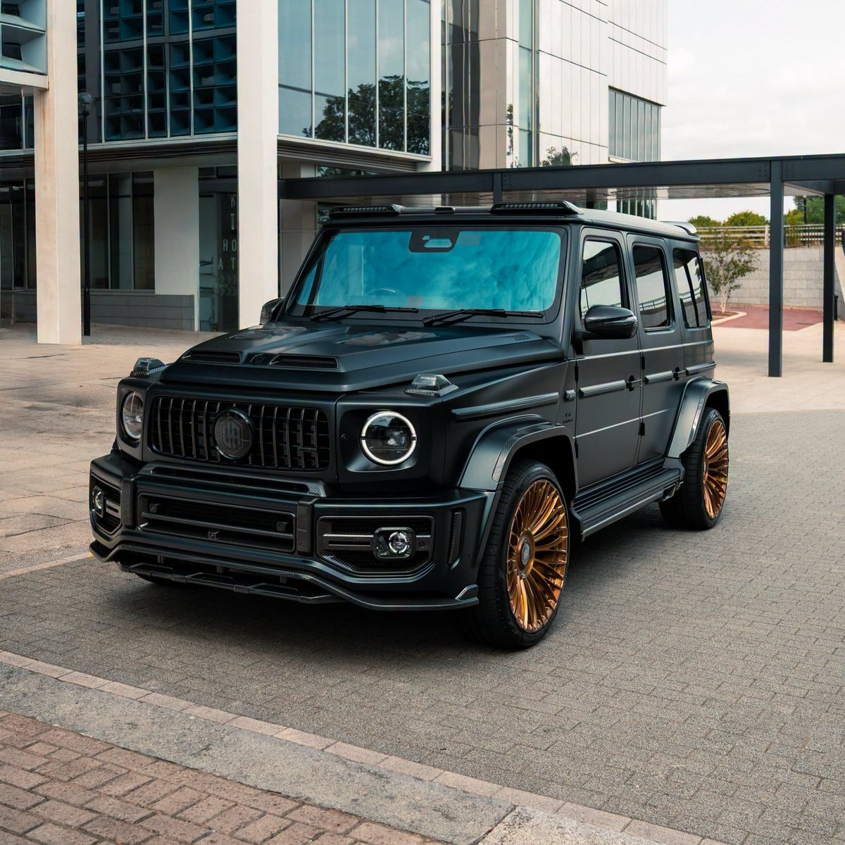 streetjour's tweet photo. G63 🖤🖤🖤💫 https://t.co/BOz5wxi0Kb