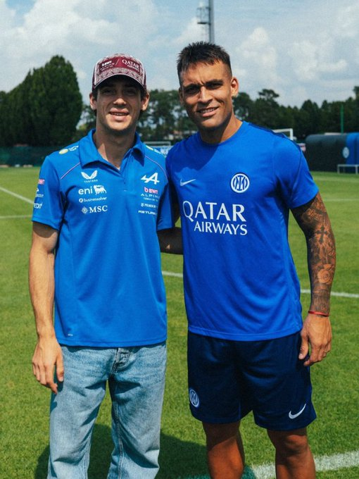 Joaco_Colapinto's tweet photo. EPAA Franquito Colapinto se junto con el Toro Martinez en Italia. https://t.co/DVUNT8jl3U
