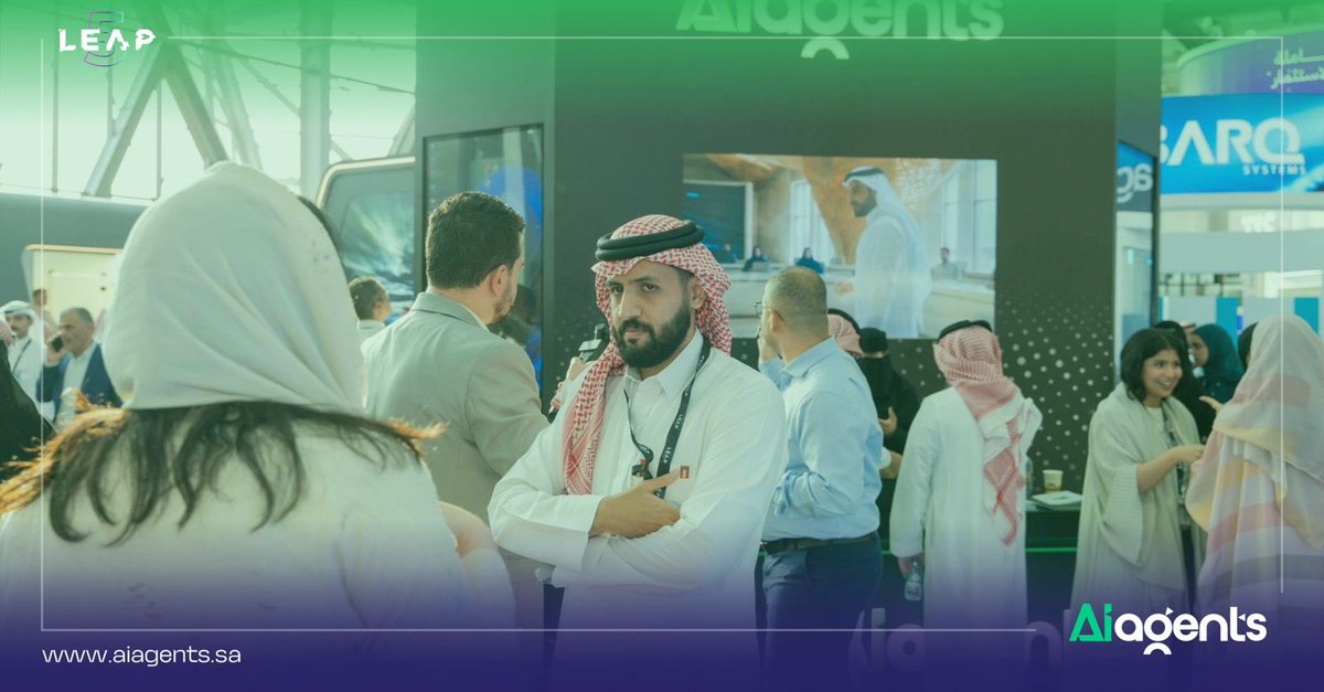 aiagents_sa's tweet photo. من هنا يبدأ AI Agents ومن هنا ينطلق الذكاء نحو مستقبل أكثر ابتكارًا

مقتطفات لليوم الثاني، ونلتقيكم اليوم لنواصل معكم رحلة نكتشف فيها كيف يمكن للذكاء الاصطناعي أن يصنع أثرًا حقيقيًا
جانب من حضورنا اليوم من بوث AI Agents✨

زورونا في البوث، لنلتقيكم ونشارككم التجربة عن قرب
#ليب https://t.co/QVf4sjFoQo