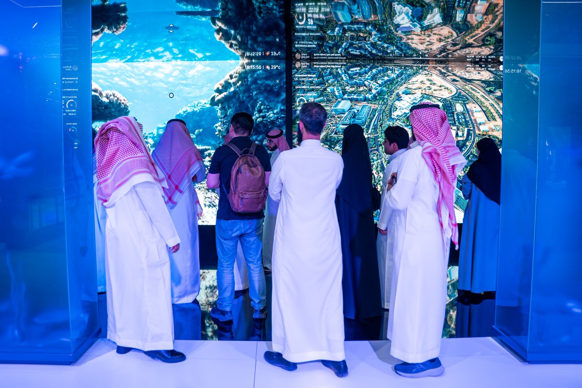 Saudi_Gazette's tweet photo. stc group turns the Red Sea into a live 3D destination at LEAP 2026 https://t.co/xoXXkDVOnr https://t.co/ABWg0YM04E