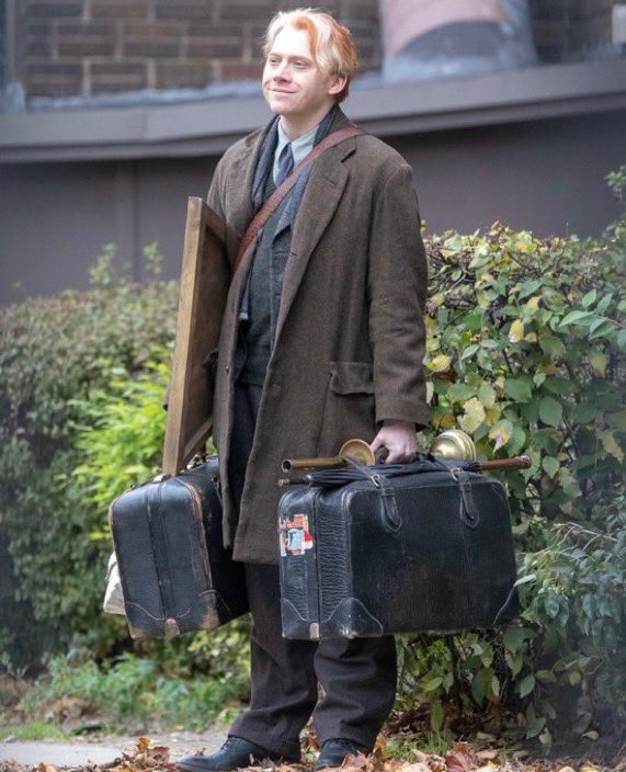 AdnaanJnr's tweet photo. Rom Weasley Actor returns to Hogwarts as a teacher https://t.co/OJ7v2oV7LG
