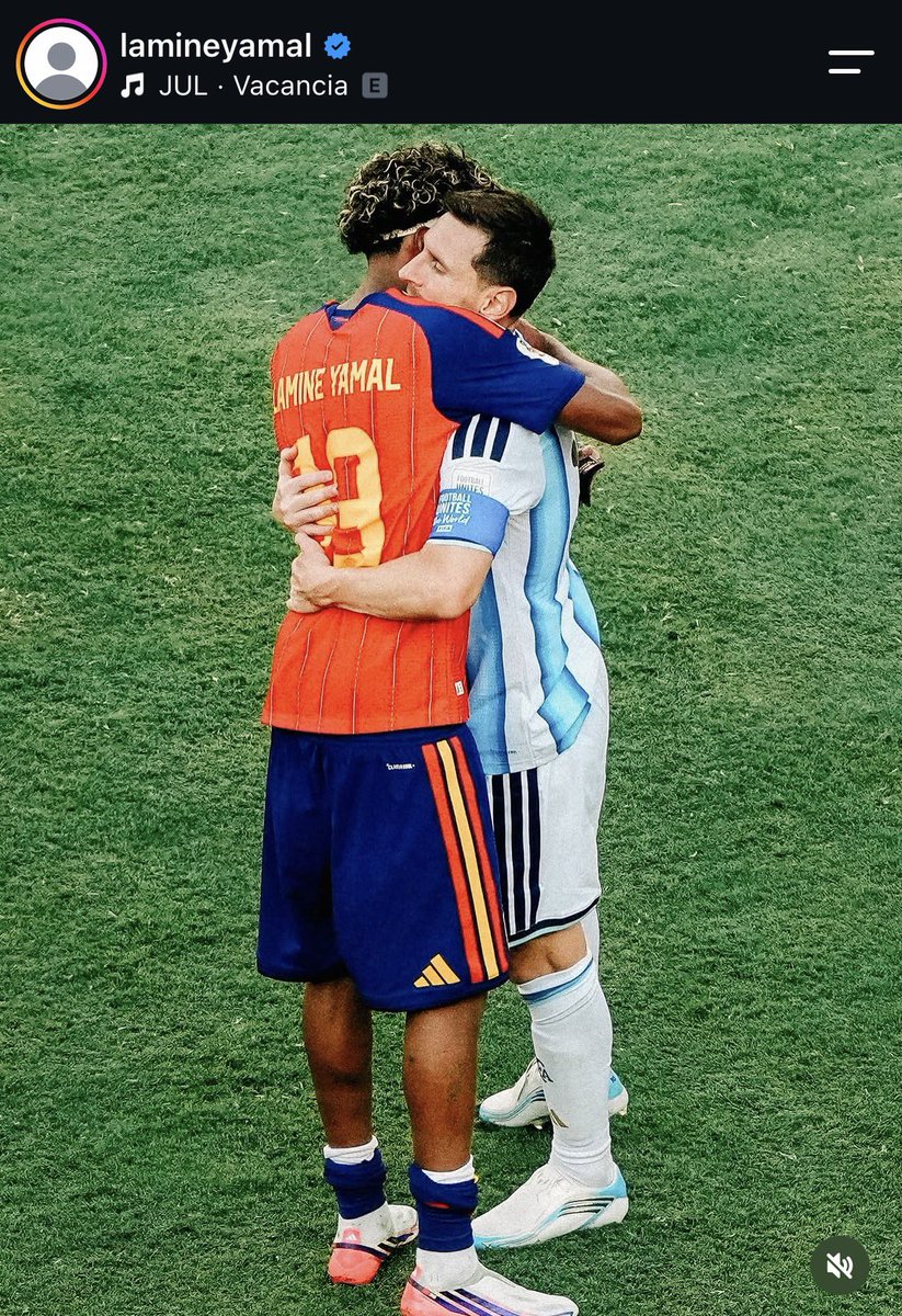 MesBlaugrana's tweet photo. 🫂❤️ Lamine Yamal Via IG : https://t.co/WcuO7lH2Ze