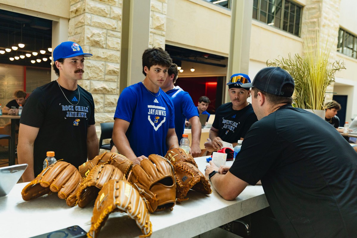 KUBaseball's tweet photo. Design Day!

#RockChalk x @wilsonballglove https://t.co/r3x4ubtuMa