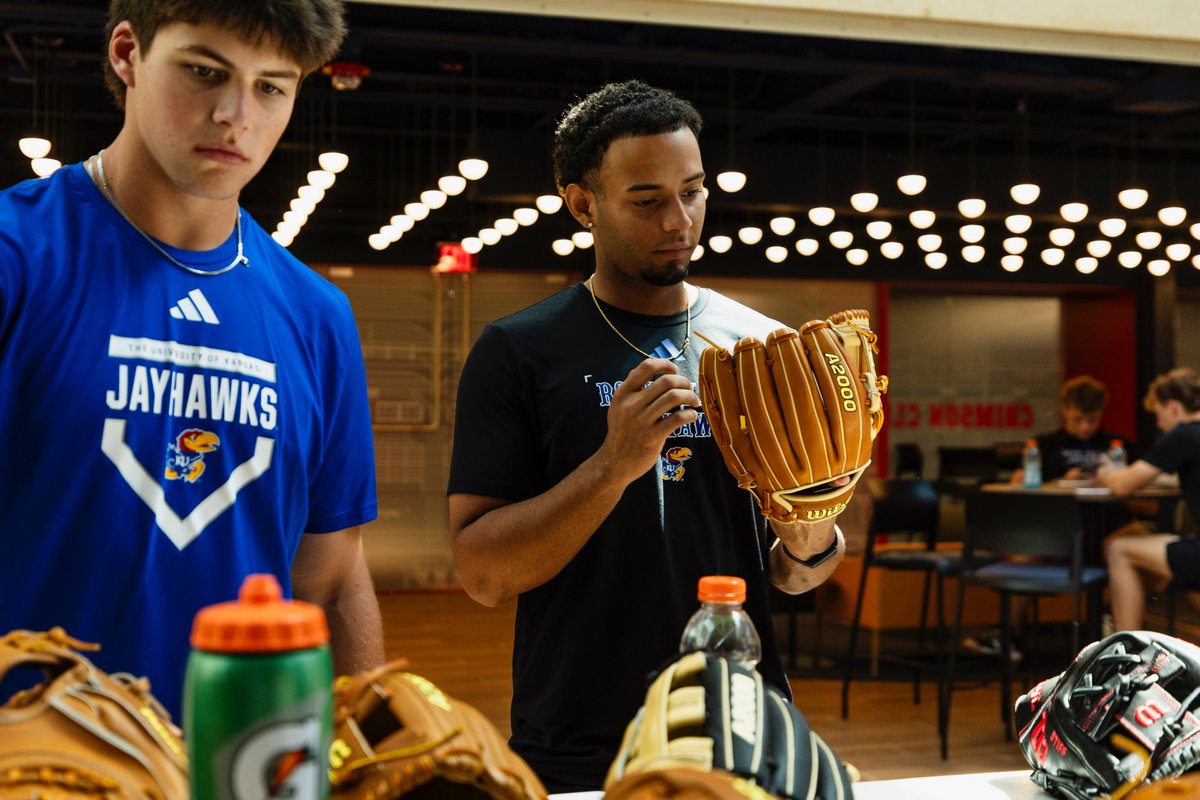 KUBaseball's tweet photo. Design Day!

#RockChalk x @wilsonballglove https://t.co/r3x4ubtuMa