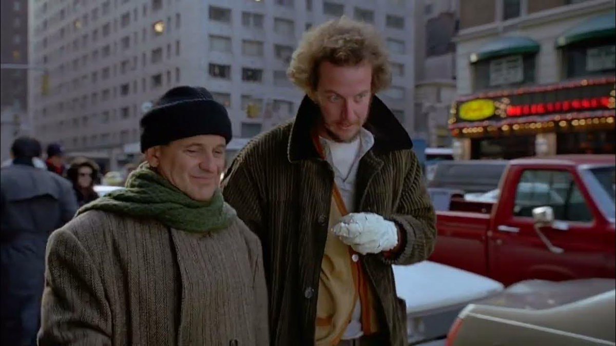 dc_rezident's tweet photo. @PatsKam dating the sticky bandit "wide receiver" eh https://t.co/v2Lyd30JcZ