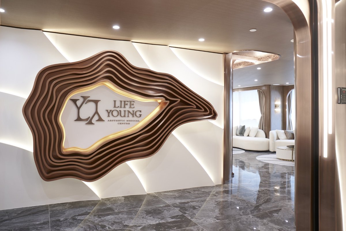 EvelynPead's tweet photo. Gói gọn cách xây dựng CV apply du học châu Âu để mình đỗ toàn trường TOP 📌📄#fyp #duhoc #cv https://t.co/Dev965FdB7