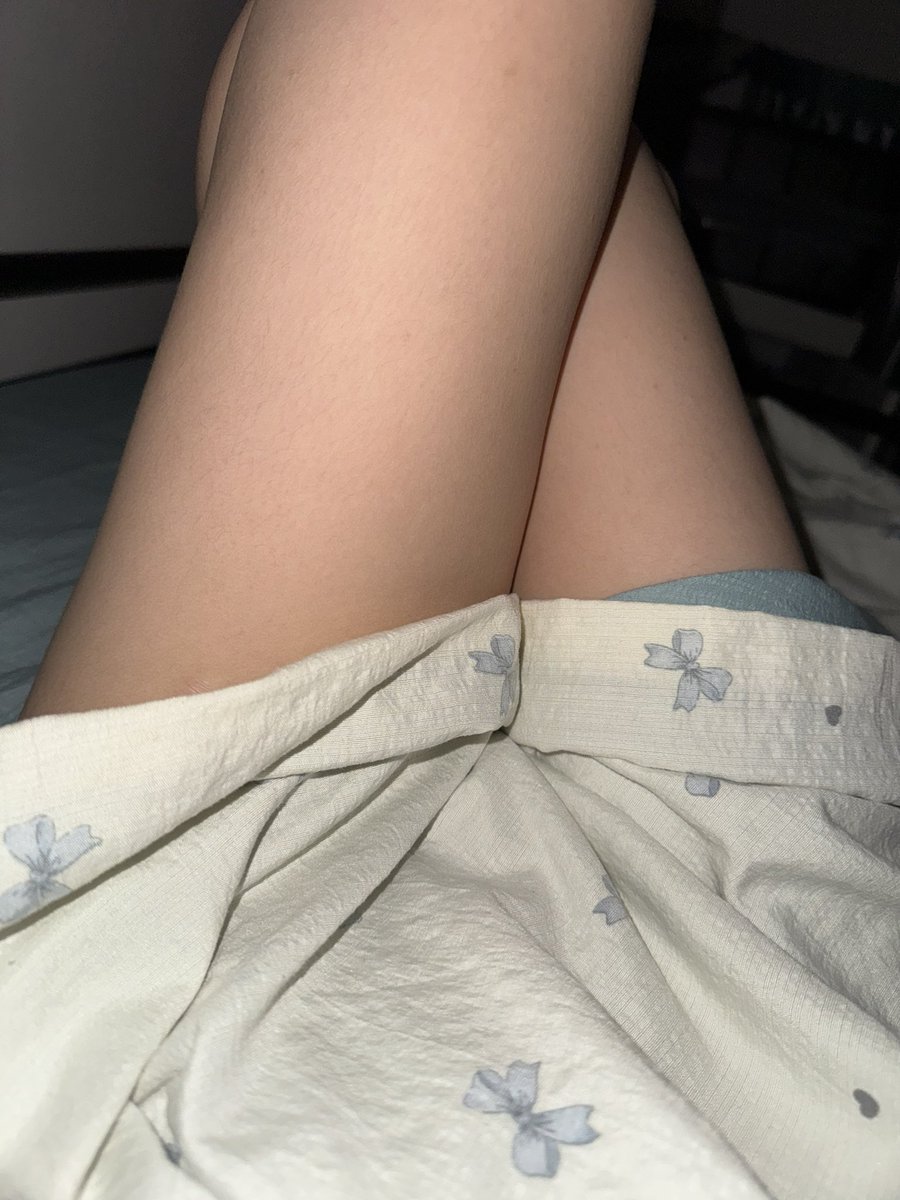 bviiuuu's tweet photo. 睡不着🥹 https://t.co/c9KskDN9w8