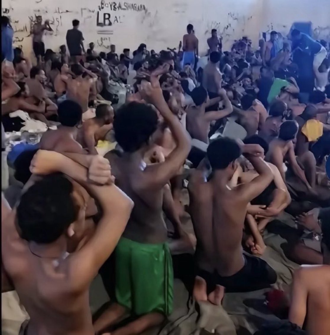 Eyerustg's tweet photo. Every person fleeing persecution deserves to be treated with humanity.#Ethiopian &amp; #Eritrean exposed to trafficking &amp; exploitation must not be forgotten.Their rights must be defended.@UNHumanRights @UN_HRC @hrw #EvacuateEritreanRefugeesFromLibya 
#ProtectEritreanRefugeesInLibya https://t.co/Vk2tXIy6ZM