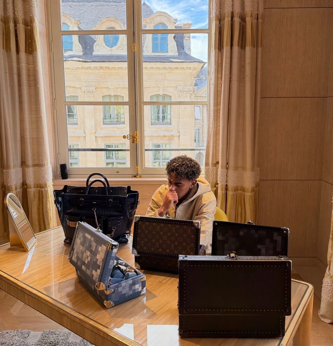 TouchlineX's tweet photo. 🚨📲 𝗡𝗘𝗪: Lamine Yamal on Instagram. 💙 https://t.co/Fwt9bHPG4U