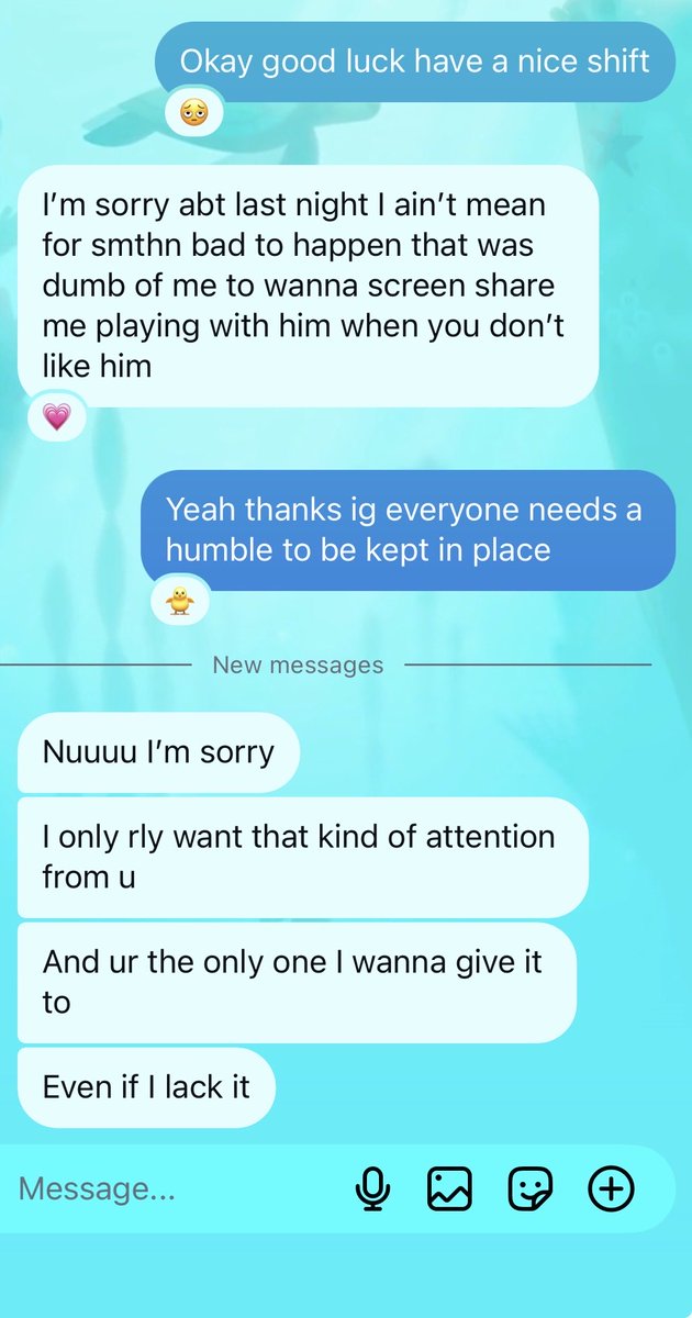 cryingprettyrn's tweet photo. Last night was so stupid and I didn’t even care about watching she was the one that brought it up first. And I told her as soon as he came back into her life he’d only want one thing and then boom I see the confirming messages proving my point. Like it doesn’t matter that u don’t https://t.co/AvuxCDSy9M