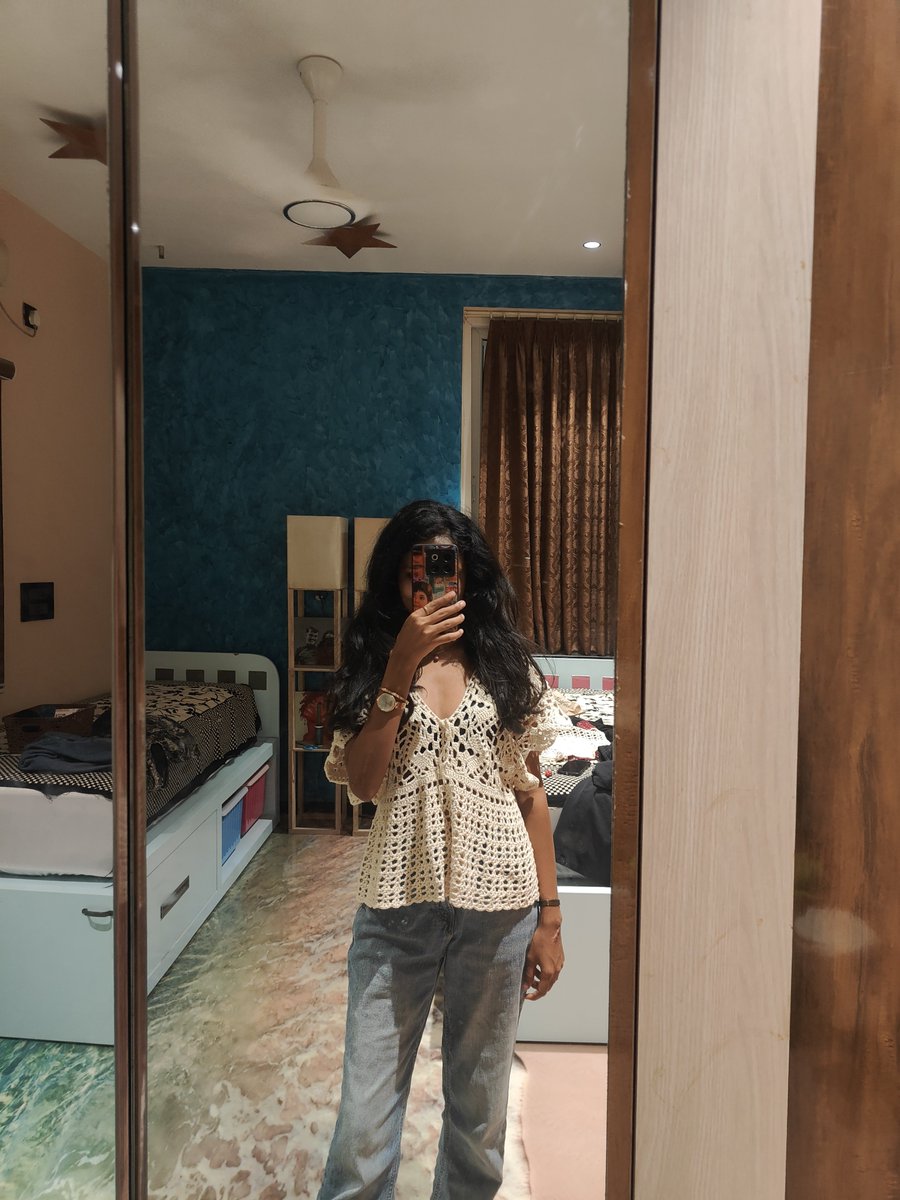 vineethaaaaa's tweet photo. A little late August dump ✨ https://t.co/JBj5cKGaBF