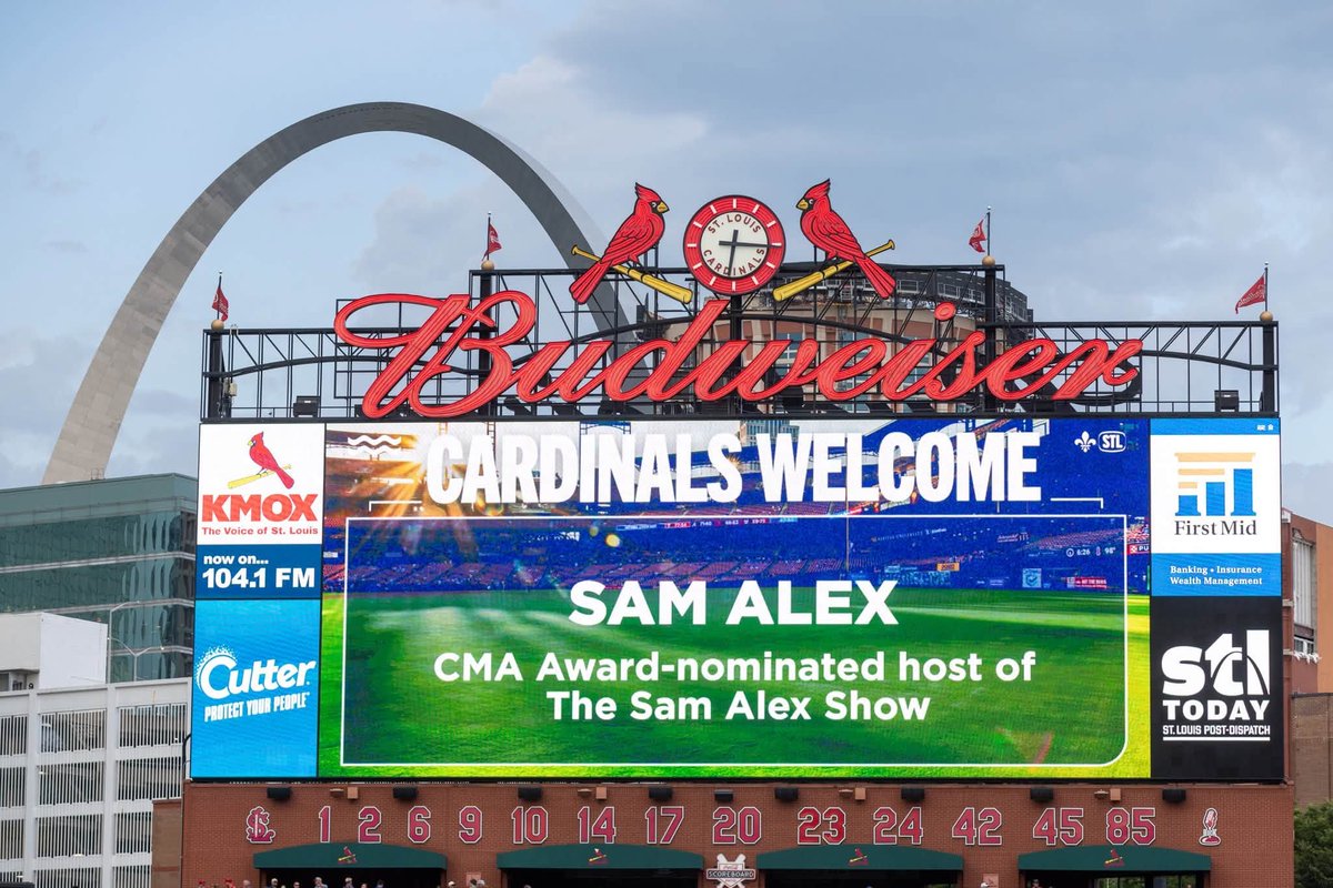 SamAlexRadio's tweet photo. Last month I had the honor of throwing out the ceremonial first pitch at the @Cubs vs @Cardinals  game in St. Louis.⚾ https://t.co/763VkRc42m