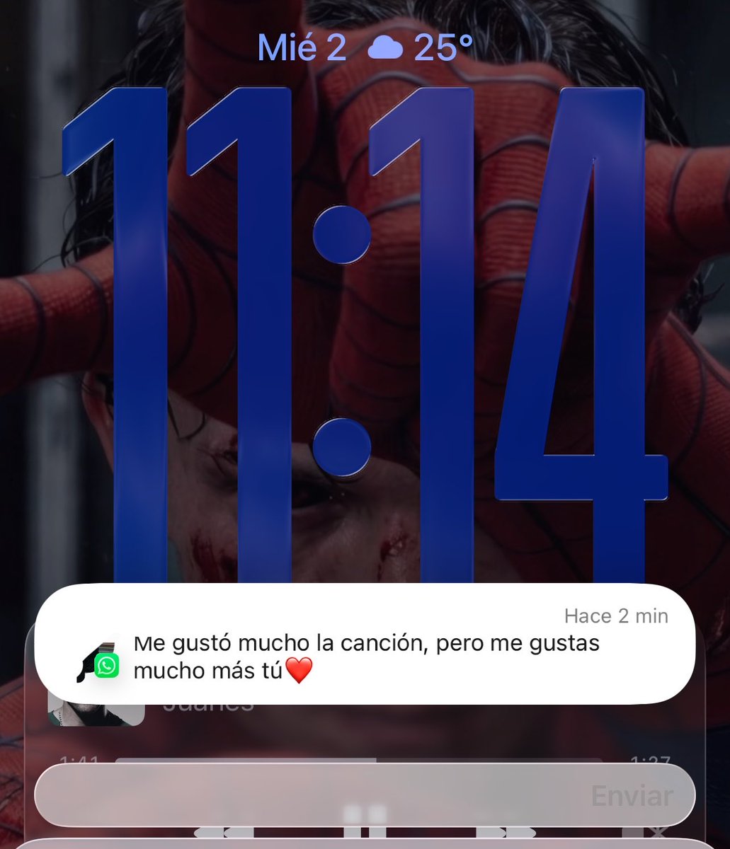 _JFRNND's tweet photo. Y la canción que le mandé empezó a tener sentido https://t.co/Z9UVu5phs5