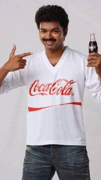 GNMarudhan's tweet photo. பன்னாட்டு முதலாளித்துவத்தின் அடிமை!😏 https://t.co/1LGVodGJXU
