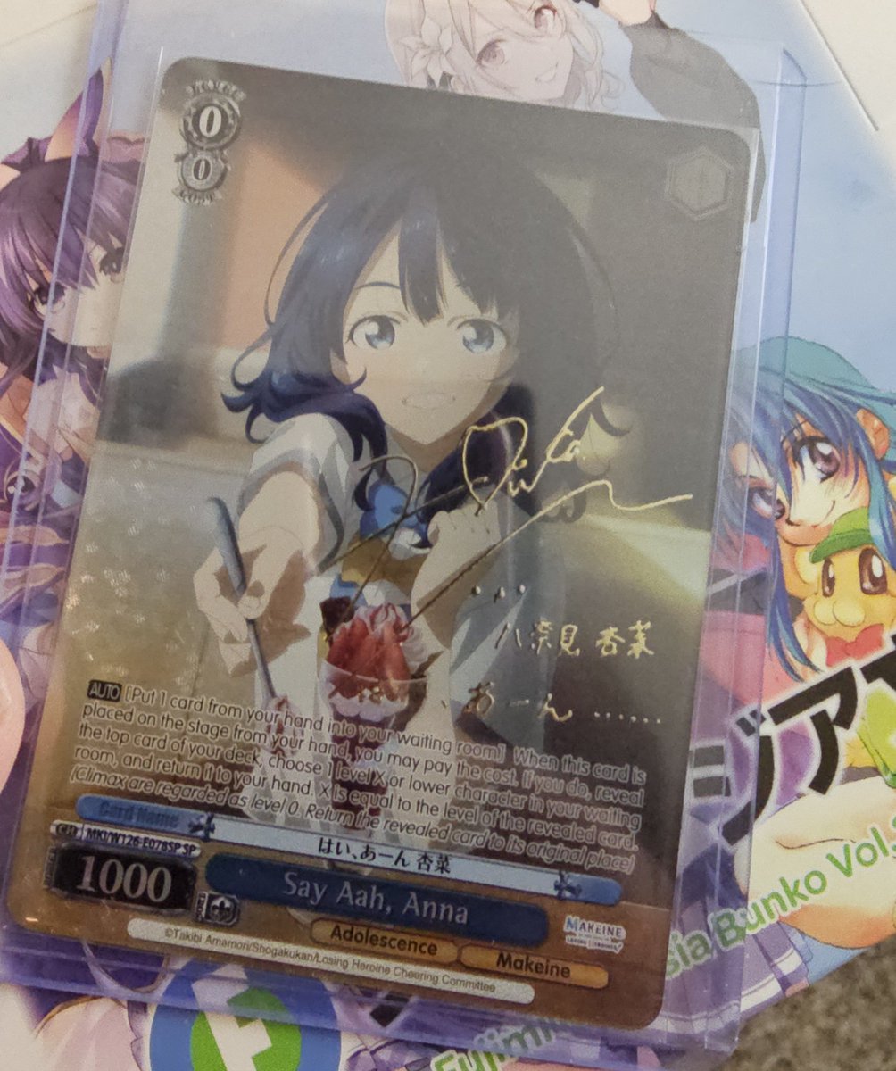 RedMarkV's tweet photo. Picked up some cards after picking up Jes from the airport. Opening packs always feels so good. https://t.co/568k0W8k3z