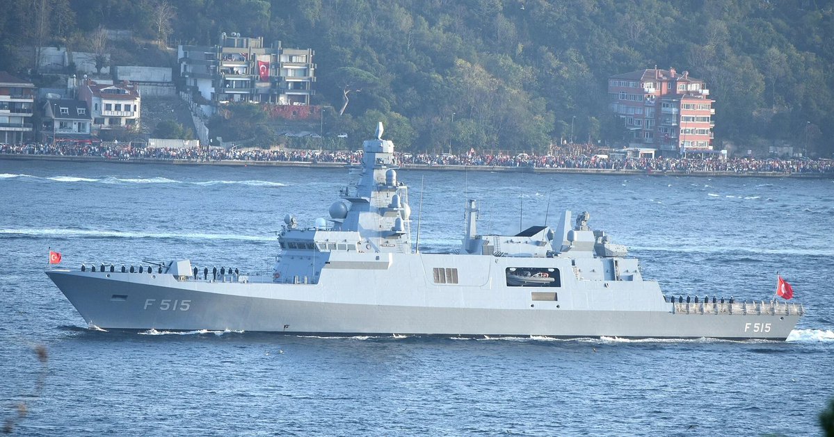 malikejder's tweet photo. Satış gerçekleşir gerçekleşmez onu bilemem de:

ABD'ye fırkateyn satabilecek askeri güce gelmek gurur verici..

Yıllarca ABD'den uluk çürük hurda askeri araçları aldığımız günleri düşününce..

ABD'ye "Satmıyorum ulan yedek parça" diyip ABD'nin aylarca TBMM'den karar çıkmasını beklemesini görmek isterdim..