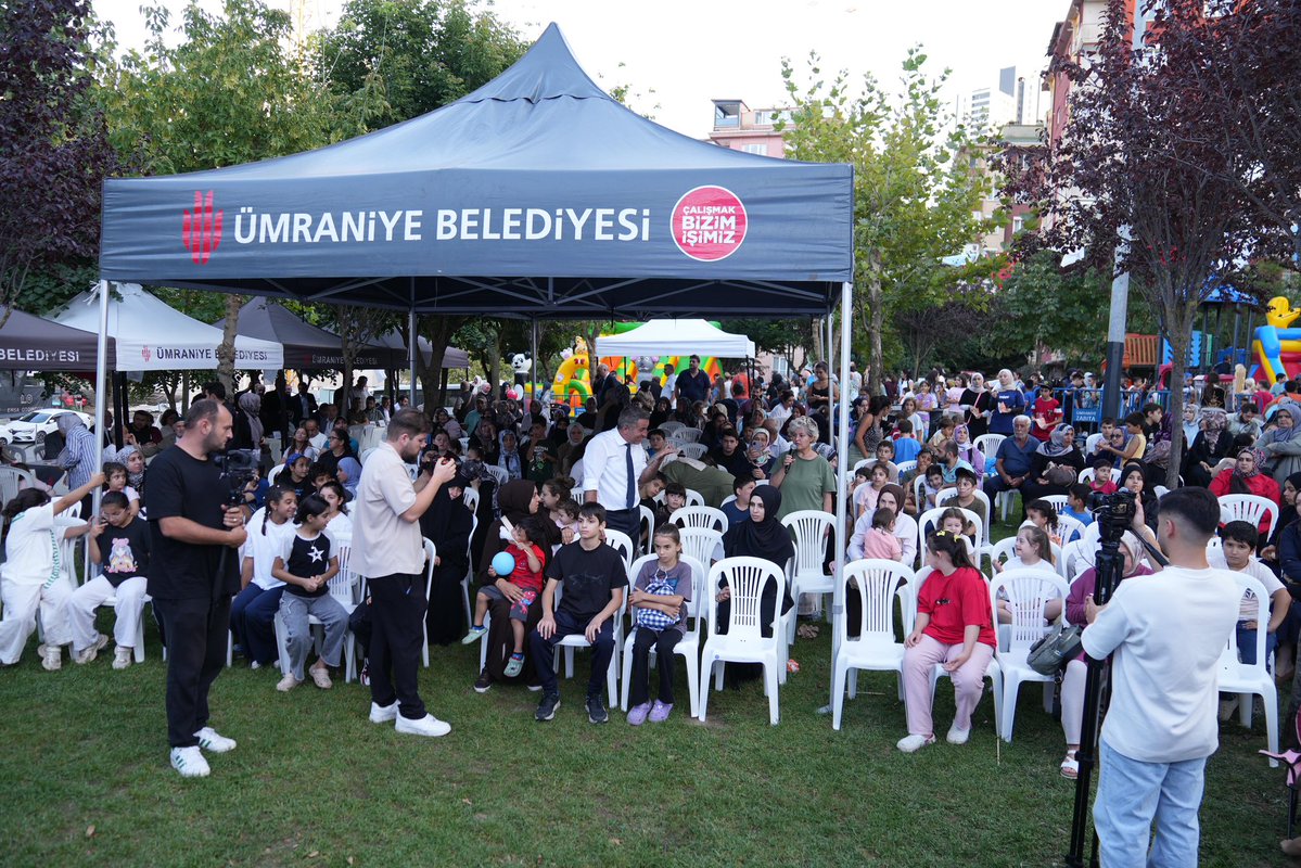 cetinkaya_salim's tweet photo. Her an milletimizin yanında, gönül gönüleyiz… ☺️

Belediye Başkanımız @ismetyildirimtr ve teşkilat mensuplarımız ile birlikte, “Vatandaş Soruyor, Başkan Cevaplıyor” programı kapsamında📍İnkılap Mahallesi’nde hemşehrilerimizle bir araya geldik.

Vatandaşlarımızın talep, öneri ve görüşlerini dinleyerek istişarelerde bulunduk.

Katılım sağlayan, düşüncelerini bizimle paylaşan tüm komşularımıza teşekkür ediyorum.

@abdullahozdemir